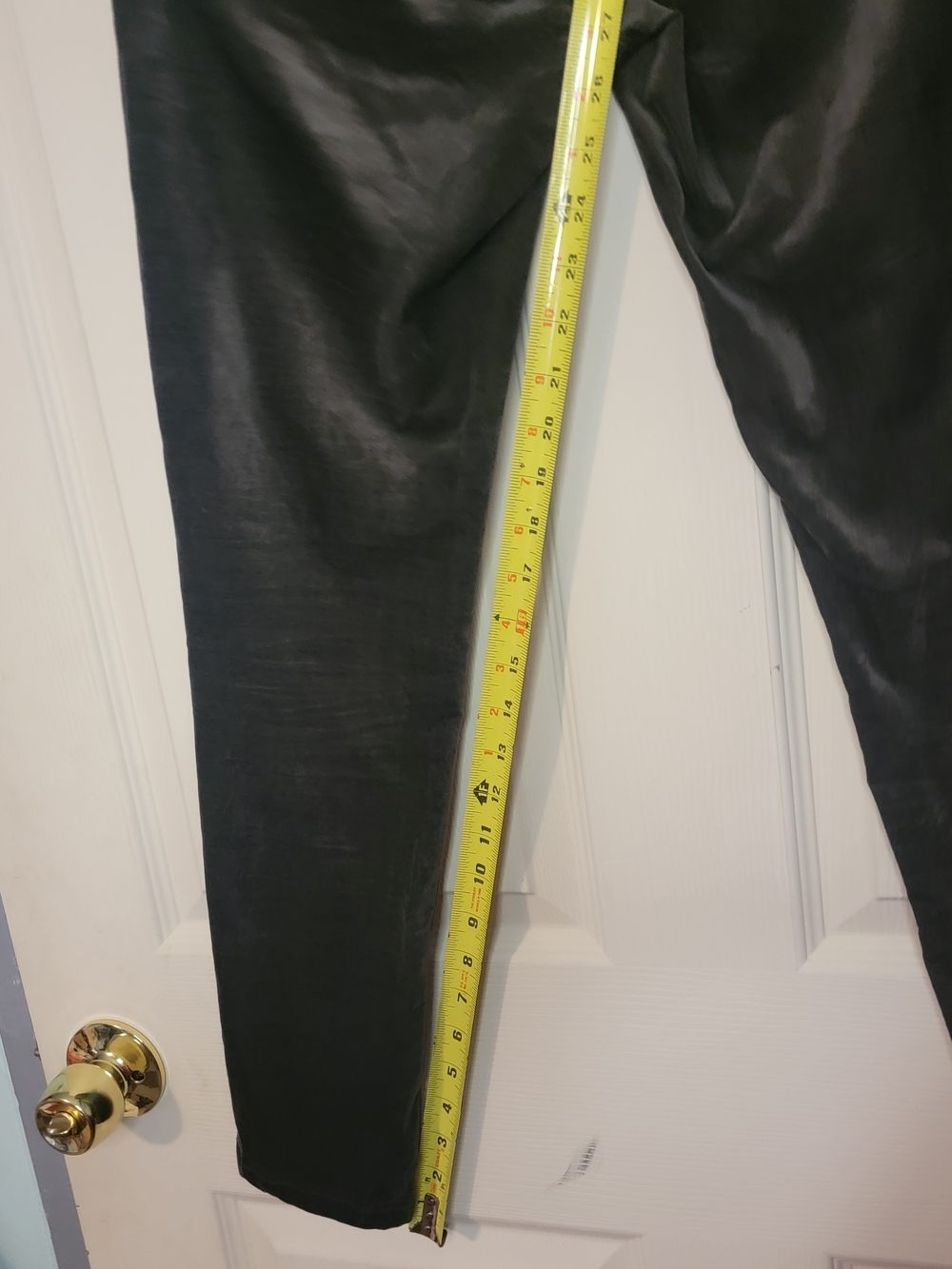 AG Adriano Goldschmied The Legging Super Skinny Green Velvet Holiday Pants  28R - Picture 7 of 9